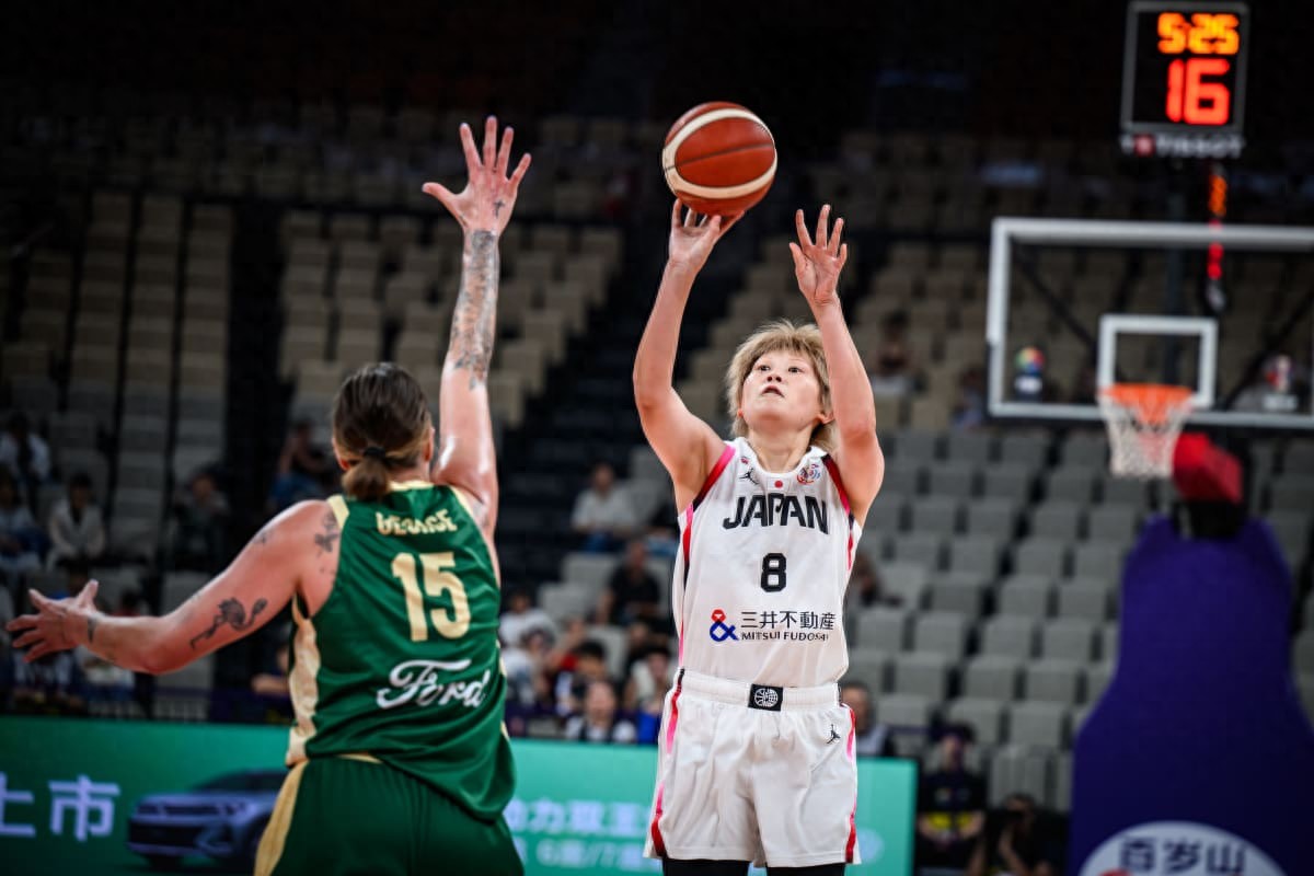 中国女篮91-69韩国！球员评分：3人满分+4人高分，张子宇100%命中